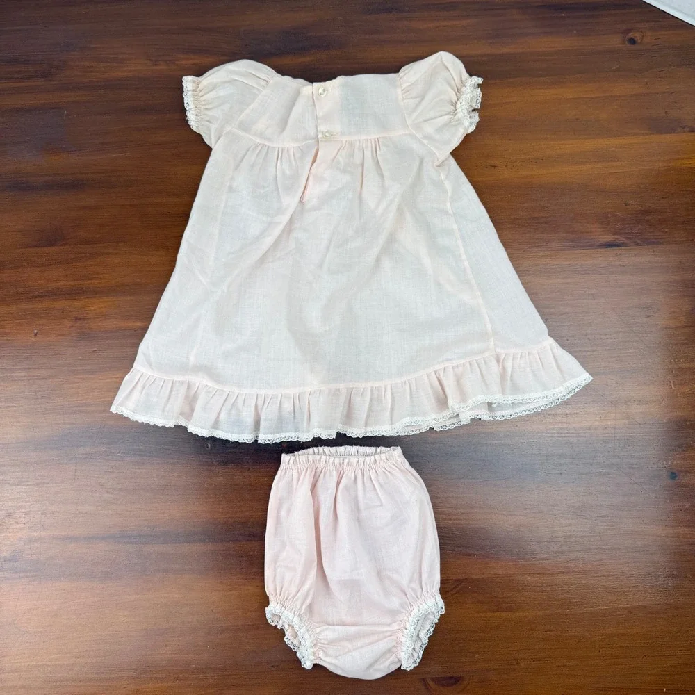 Vintage Handmade Baby Clothes Lot Pink Lace Dress Bloomers White Gown Robe‎ 4pc